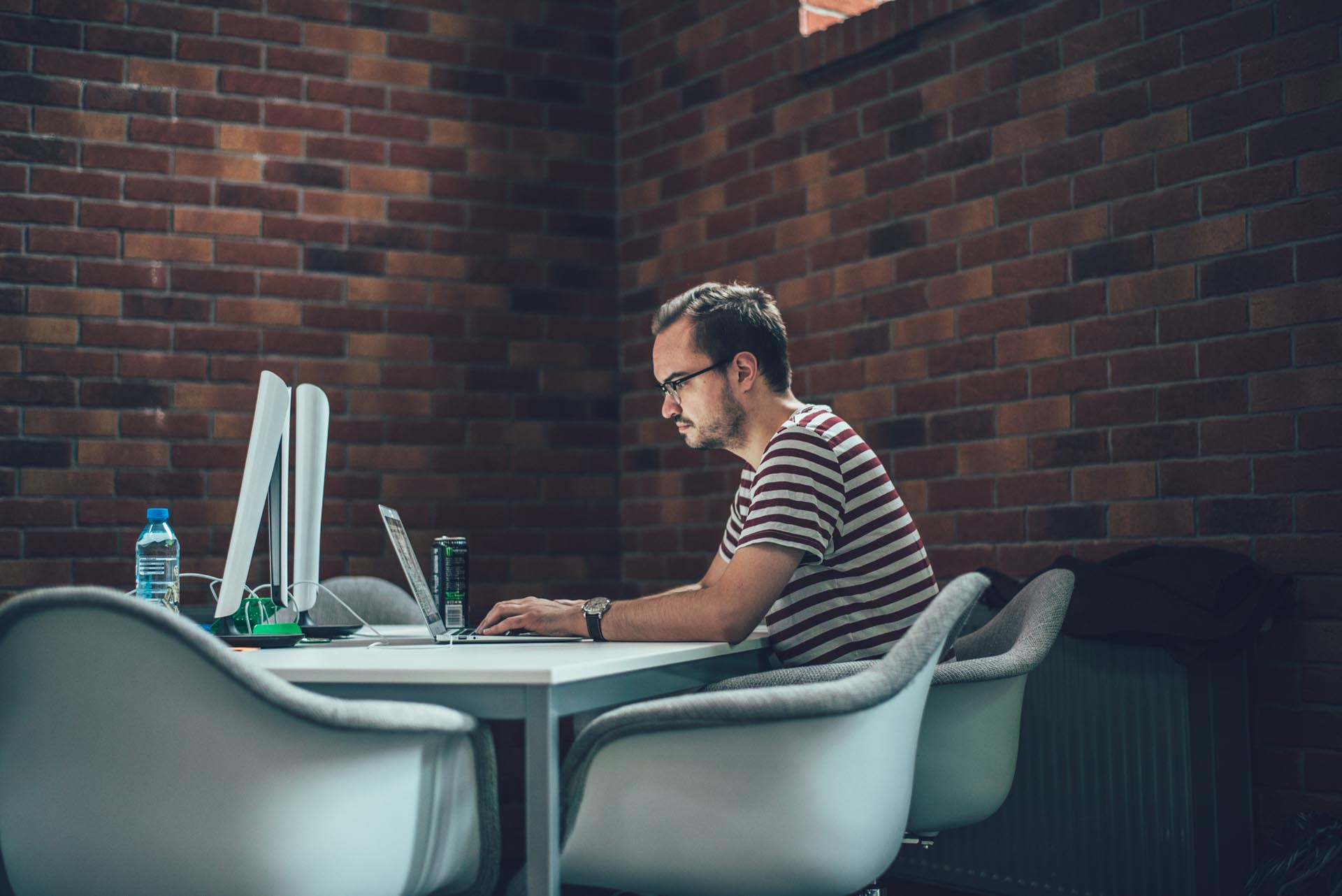 www.netguru.comhubfs_N19 ModulesPhotosOffice Photos HDNetguru-Biuro-2018-4513